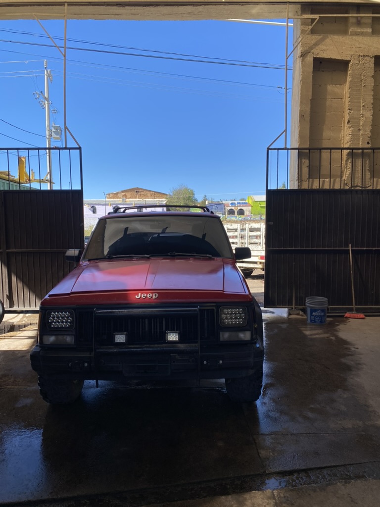 Jeep Cherokee Sport